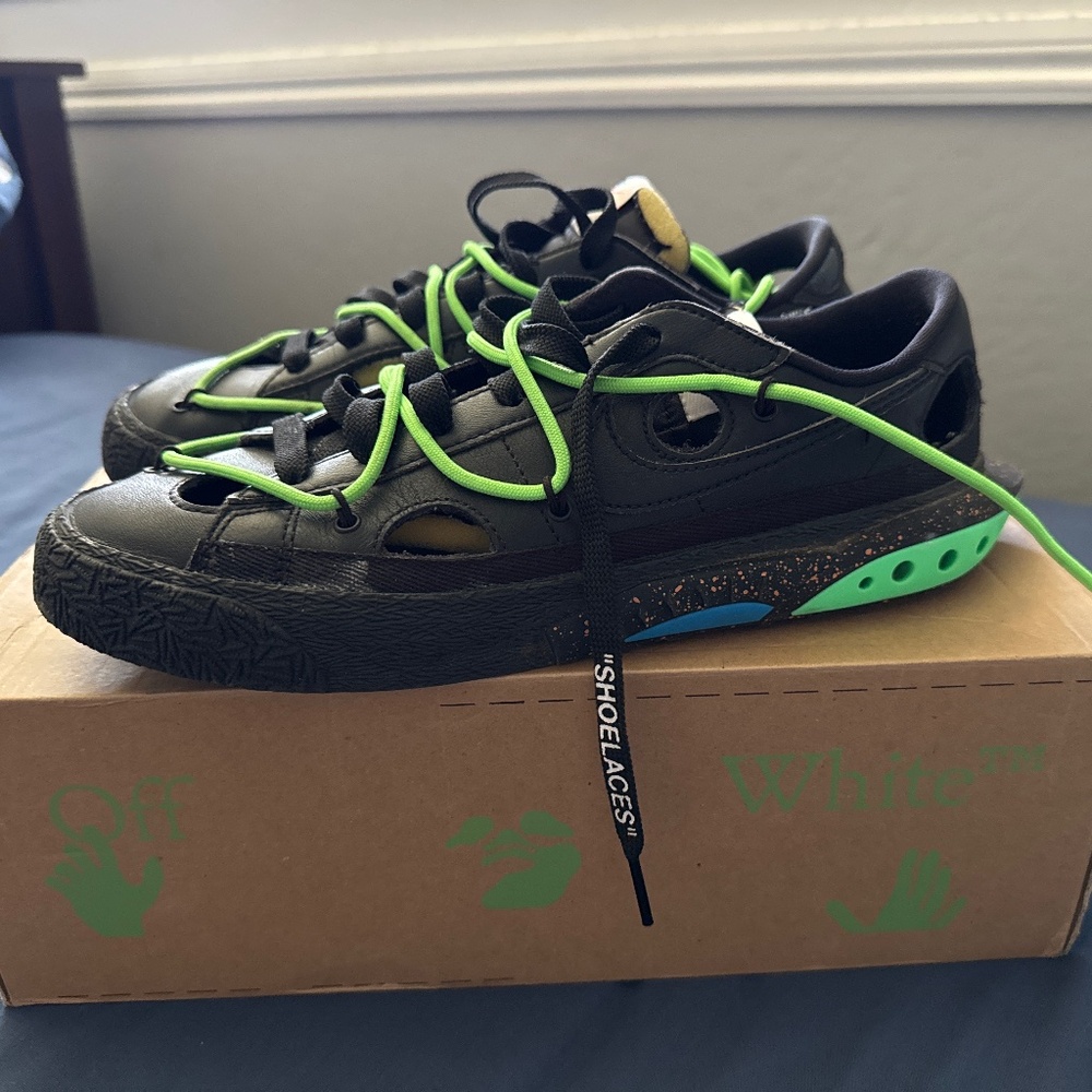 Off white x Nike blazer low size 7.5 mens